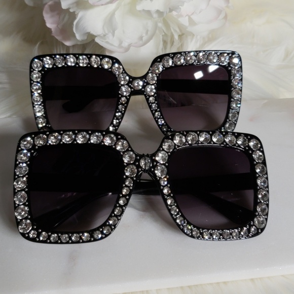 Rhinestoned Squared Butterfly Fashion Sunglasses - Picture 6 of 8
